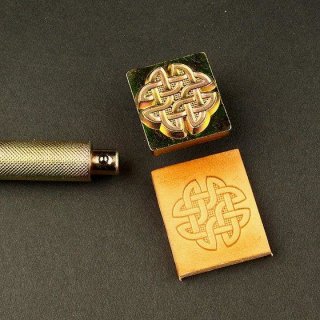 8602-00 Prgestempel Celtic Runen Knoten
