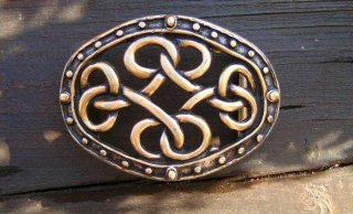 Koppelschnalle massiv Celtic Runen altmessing