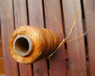 1001-01 Wachsgarn Kunstsehne Sehne Garn 256 Meter