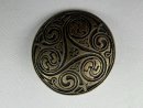 Zierniete Concho Celtic Triskele 47 mm altmessing groß